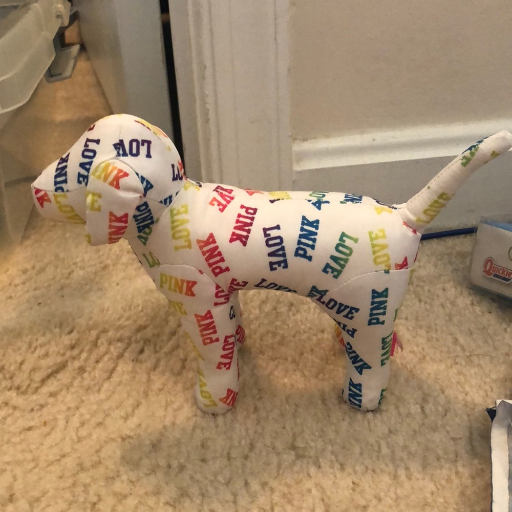 PINK Victoria’s Secret Dog decor